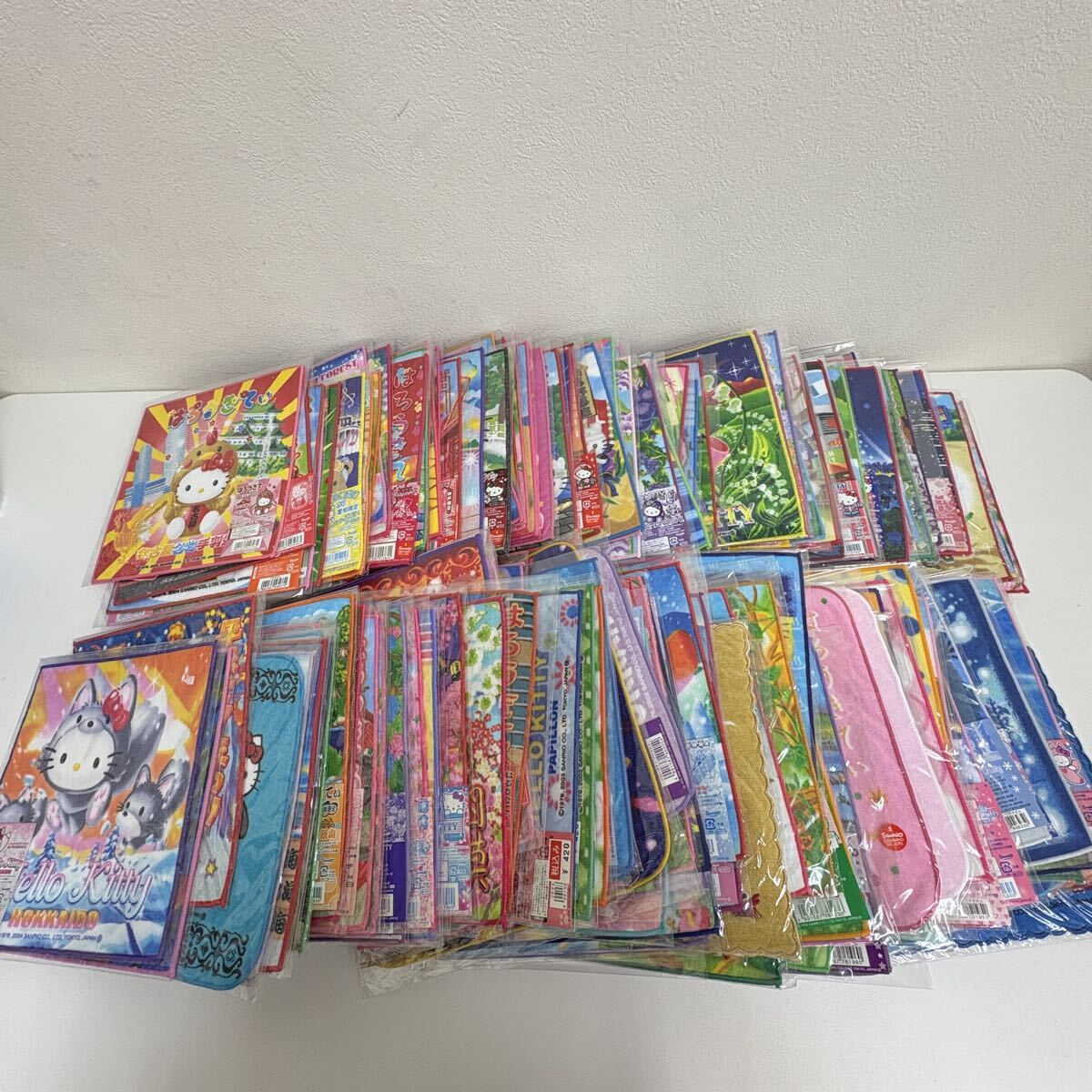 ハローキティ ご当地 タオルの値段と価格推移は？｜88件の売買データ