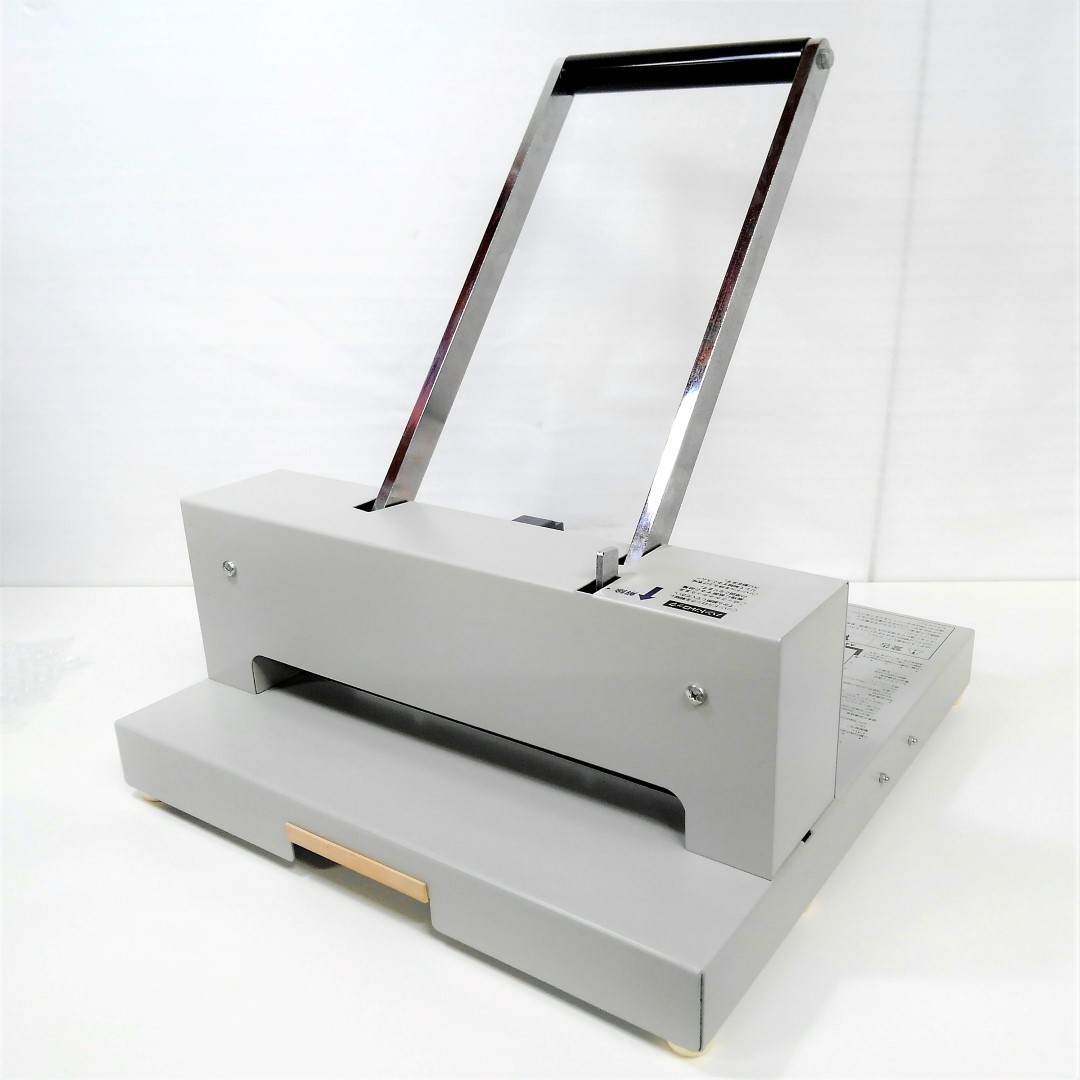 PK-513LN 手動裁断機 A4対応 ホワイト 美品 断裁機 PK-513LN［アイテム