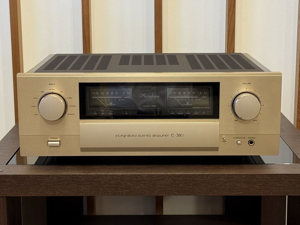 Accuphase E-380 【中古】