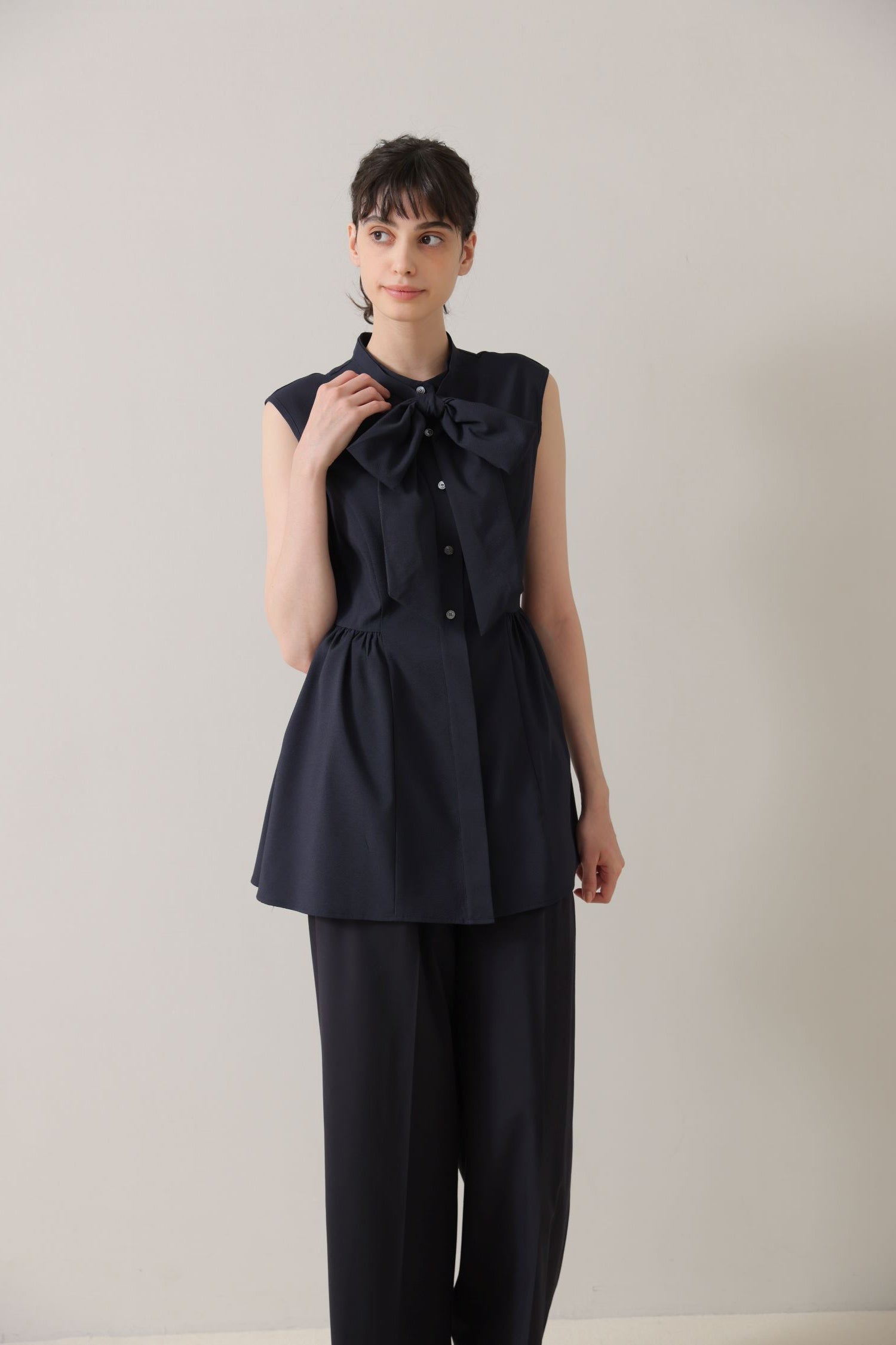 Urban lady blouse (Navy) – Audire