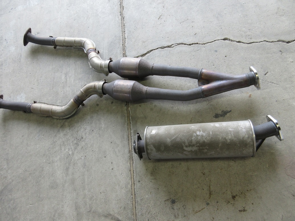 18クラウン 中間マフラー ストレート加工 | AUTO WORK'S R | カスタム