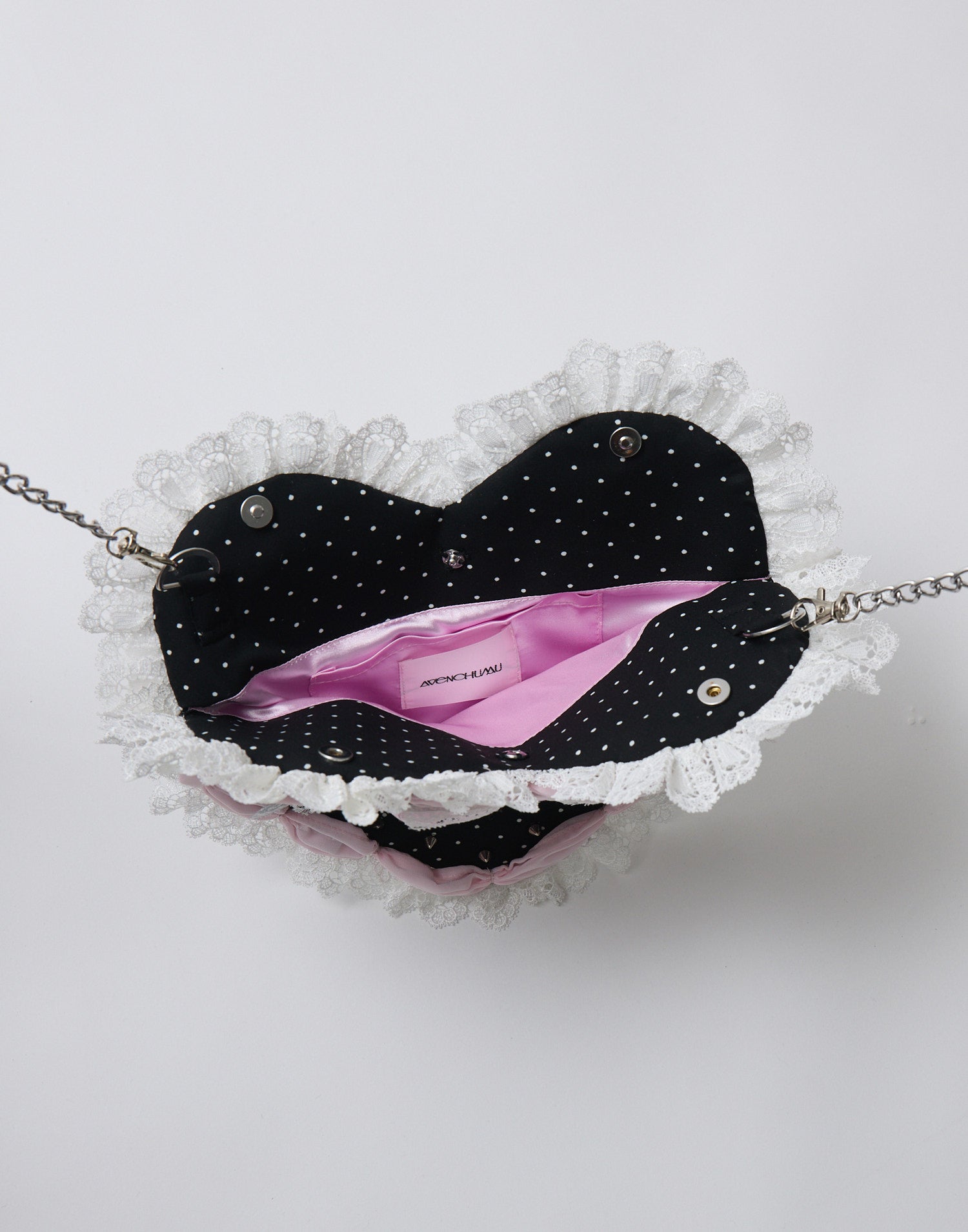 Love heart's cake pochette – AVENCHUMU （アバンチュウム）