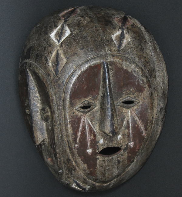 二つの顔の仮面<アフリカの仮面(木彫り)：アフリカ雑貨アザライ