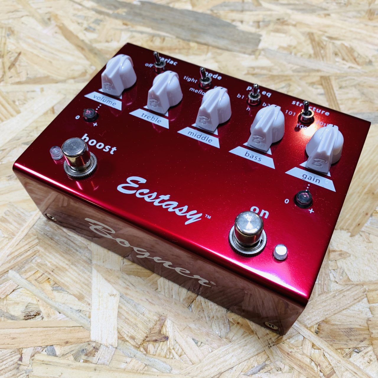 レビュー】BOGNER Ecstasy Red（ボグナー エクスタシーレッド）は