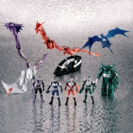 バンダイ 商品・サービスサイト | 仮面ライダー龍騎ワールド | 商品情報