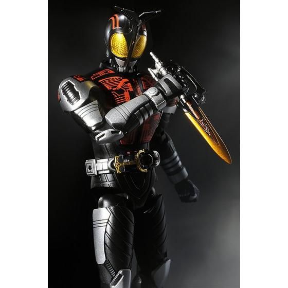仮面ライダーカブト】 Figure-rise 6 仮面ライダーダークカブト | 仮面