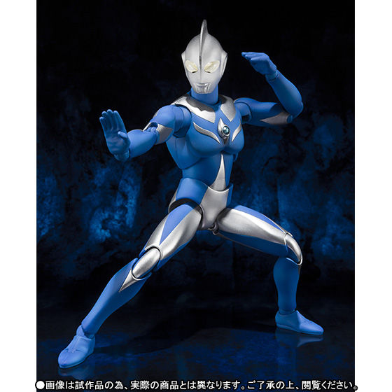 ULTRA-ACT ウルトラマンコスモス ルナモード | ウルトラマンシリーズ