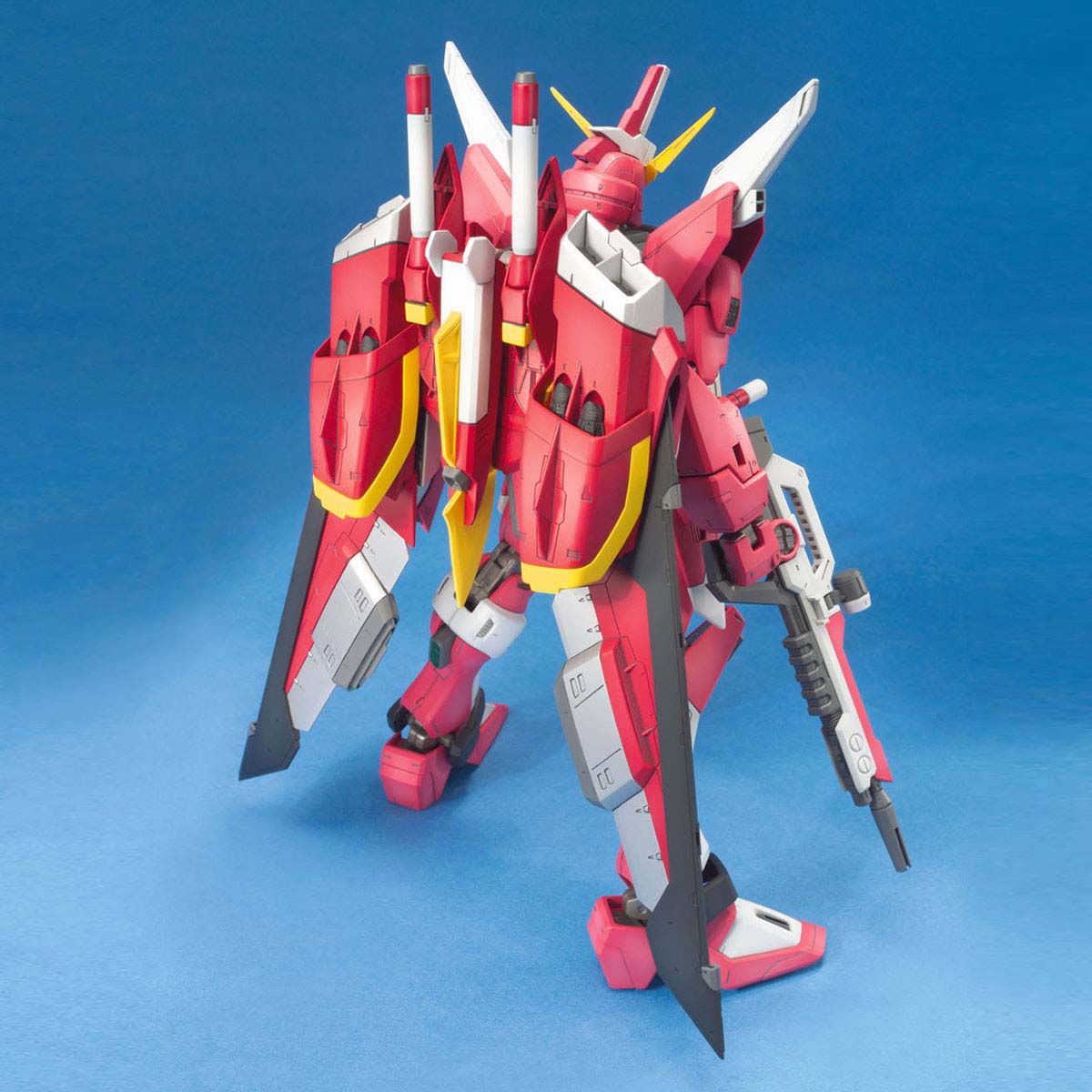 MG 1/100 インフィニットジャスティスガンダム｜バンダイ ホビーサイト