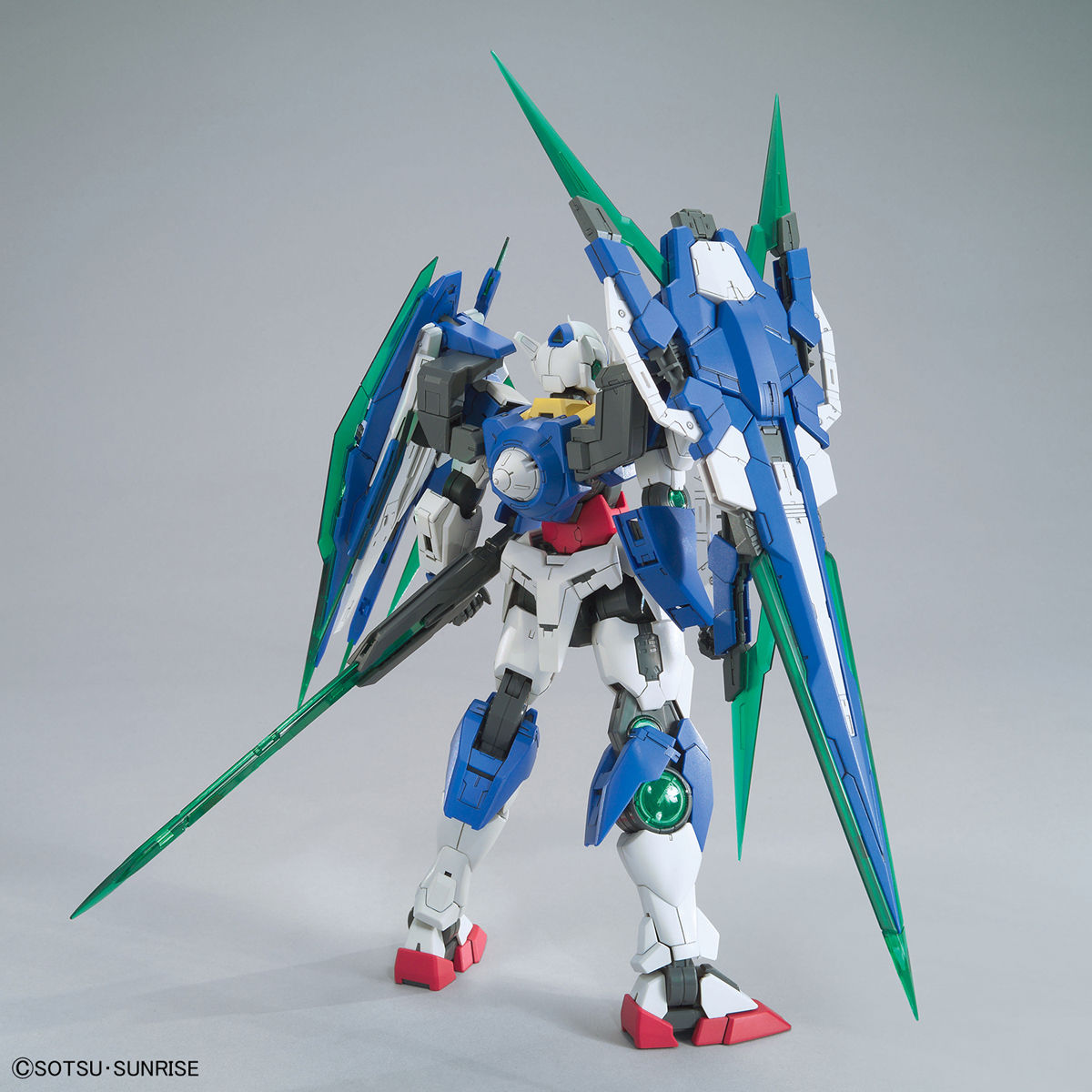 MG 1/100 ダブルオークアンタフルセイバー｜バンダイ ホビーサイト