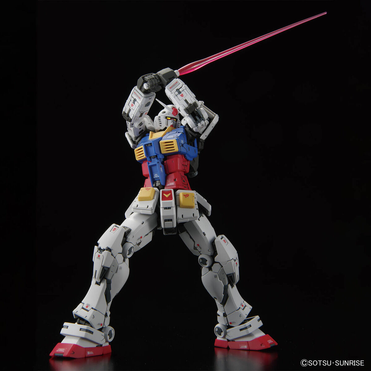 RG 1/144 RX-78-2 ガンダム Ver.2.0｜バンダイ ホビーサイト