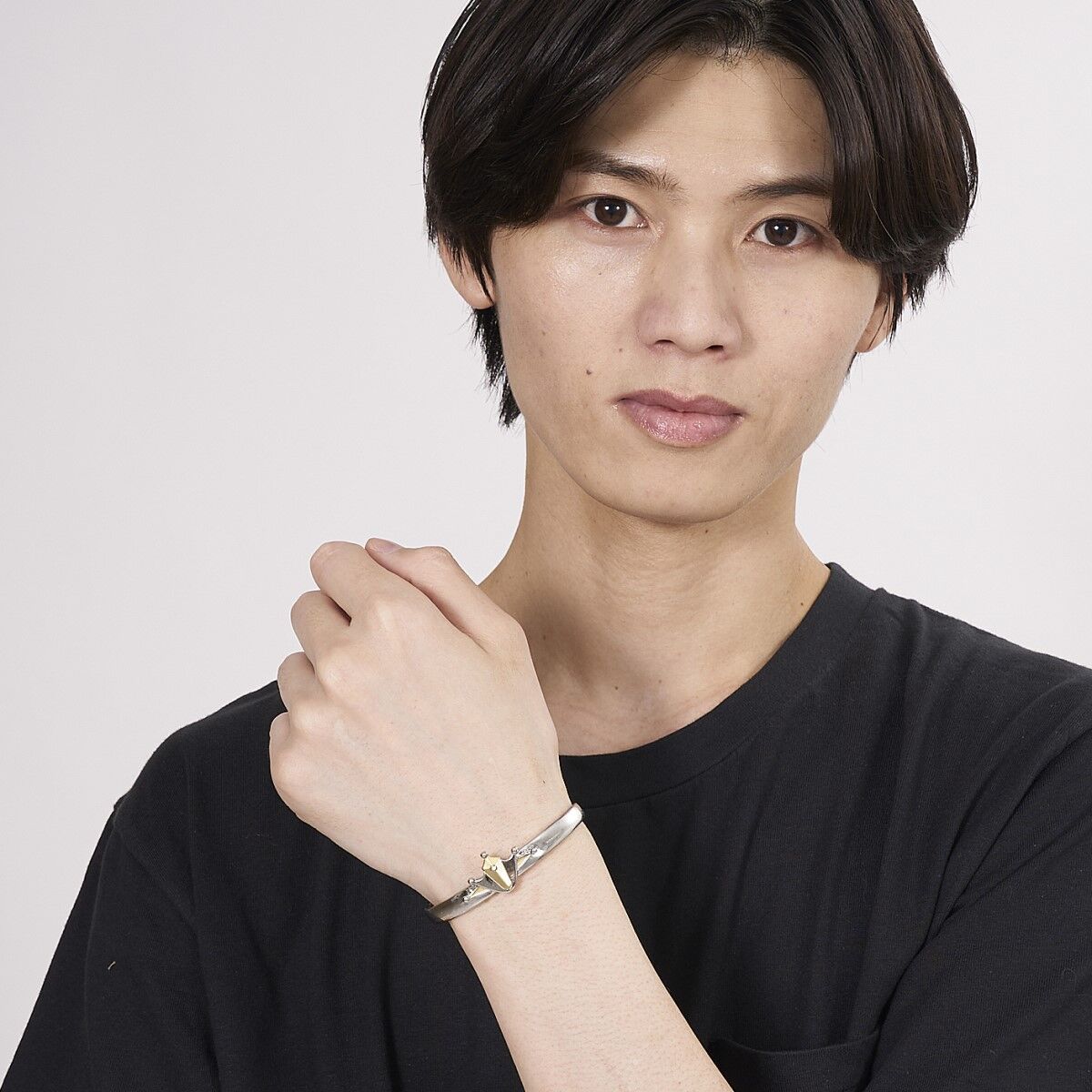 ウルトラマンタロウ 50周年記念 キングブレスレット デザイン バングル