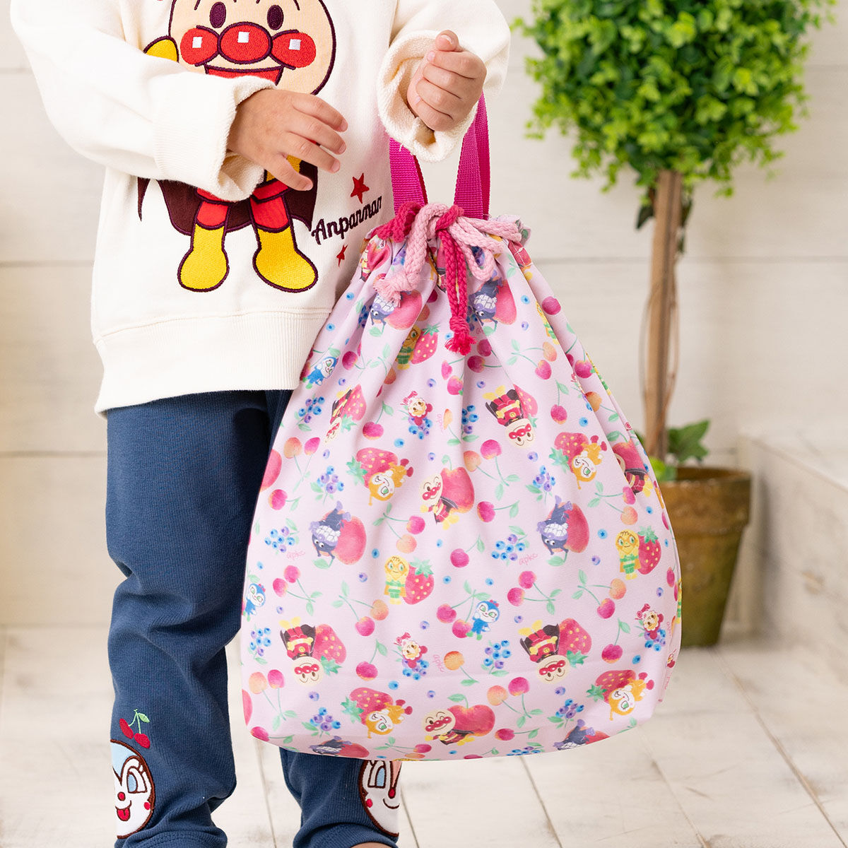 水彩フルーツ総柄お着替え巾着 | それいけ！アンパンマン ファッション