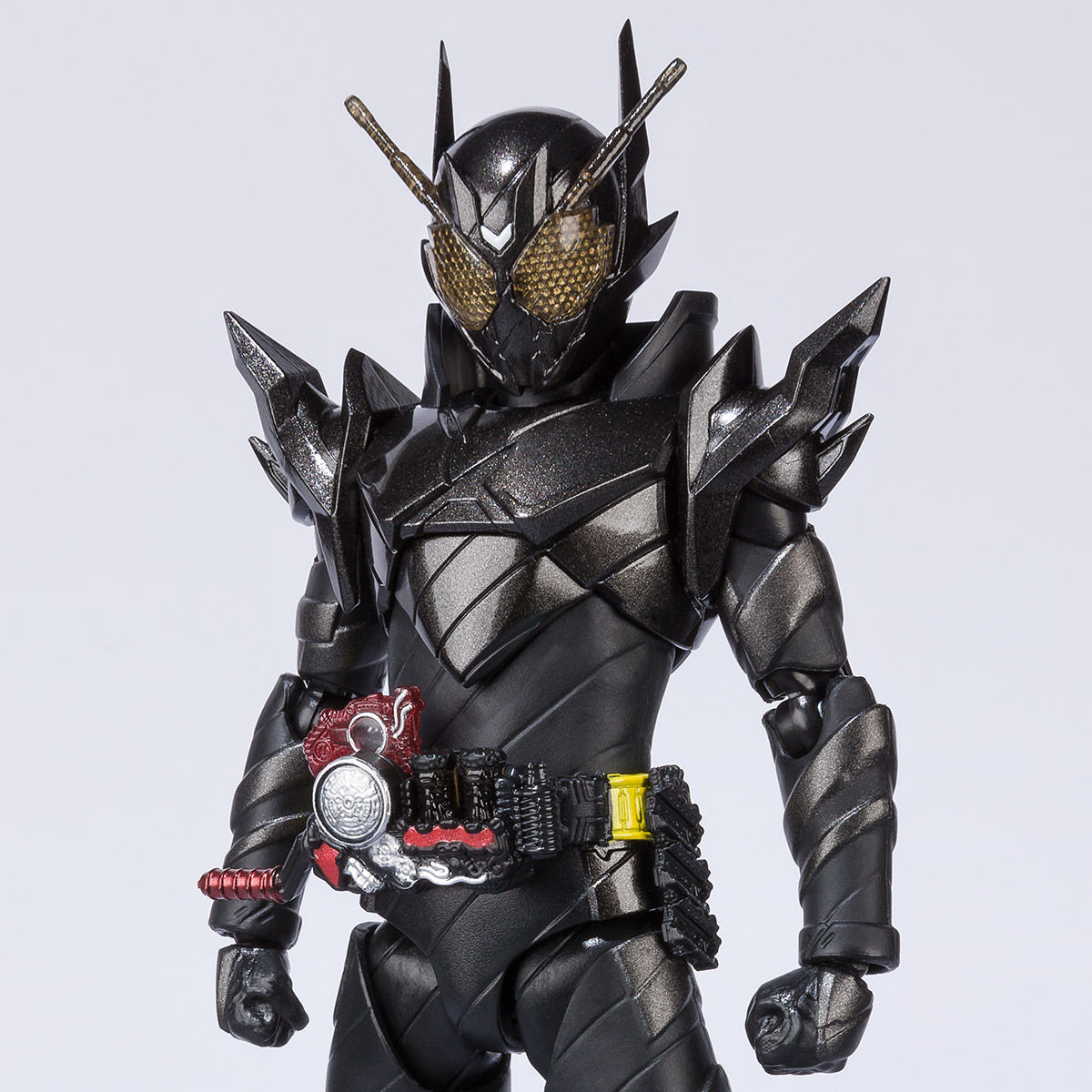 抽選販売】S.H.Figuarts 仮面ライダーメタルビルド | 仮面ライダー