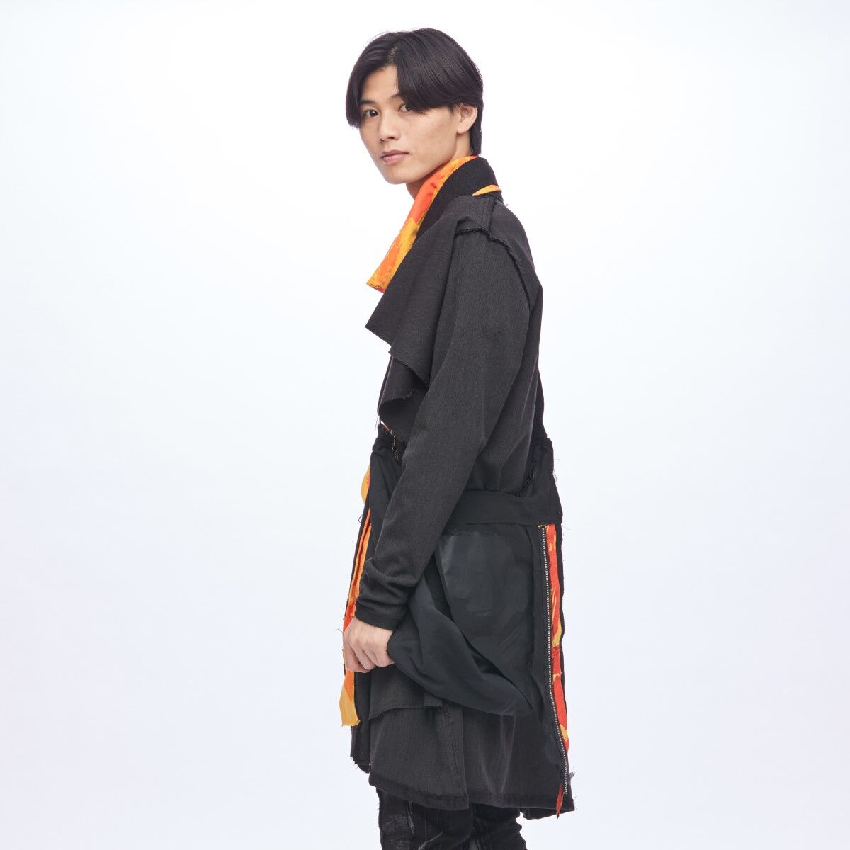 爆上戦隊ブンブンジャー×h.NAOTO ブンオレンジ／振騎玄蕃 ショルダー