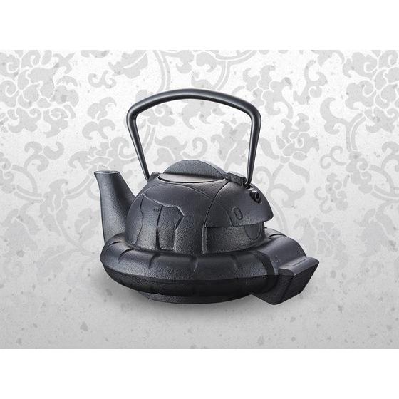 ガンダムに登場するザクの頭部をモチーフにした鉄瓶が登場！～見せて