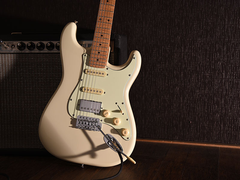 BST-2-RSM/M BGM (Bacchus / バッカス) エレキギター ストラトタイプ