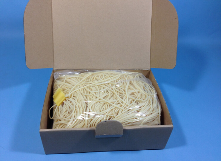 TAN SuperSport 1.6mm幅 x 1ポンド箱 | バックヤードストア ゴム動力