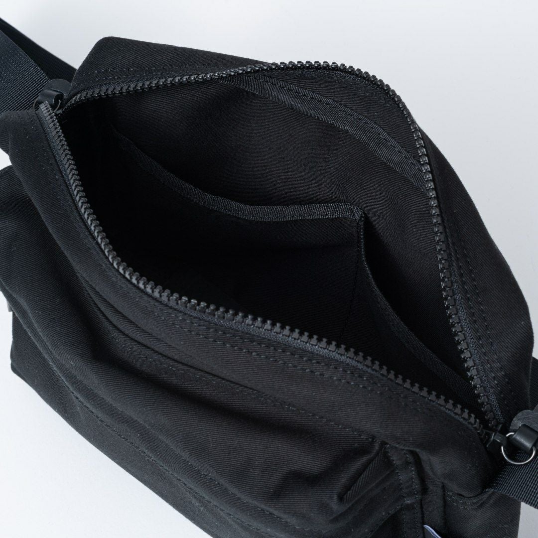 MARGARET HOWELL idea Weather proof ショルダー(S) 商品｜THE BAGMANIA