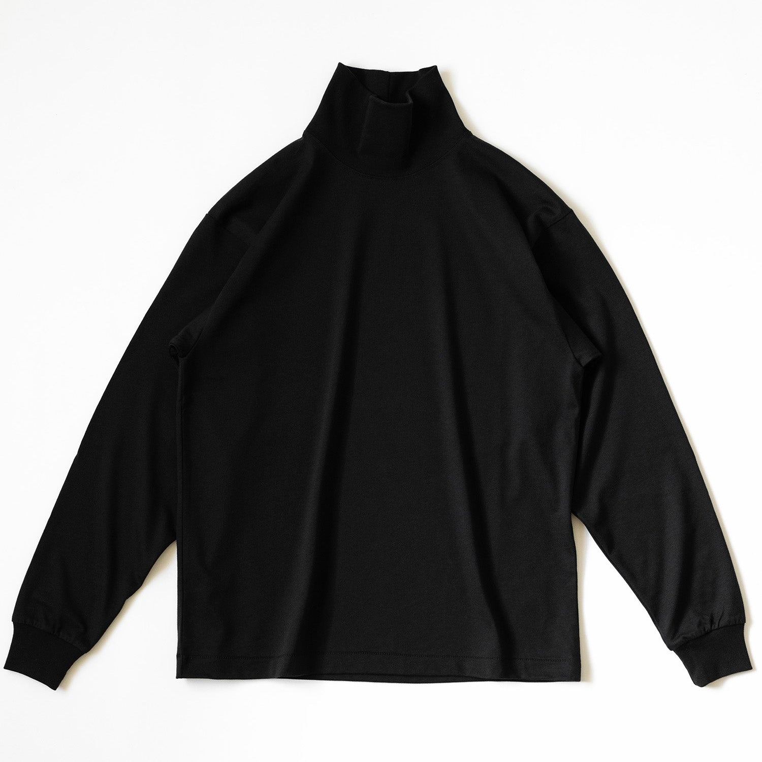 EDIFICE別注タートルネックTシャツ】英国王室が愛した生地シー