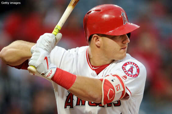 今季もMVP最有力？マイク・トラウトが史上最速の「200発・200盗塁」に