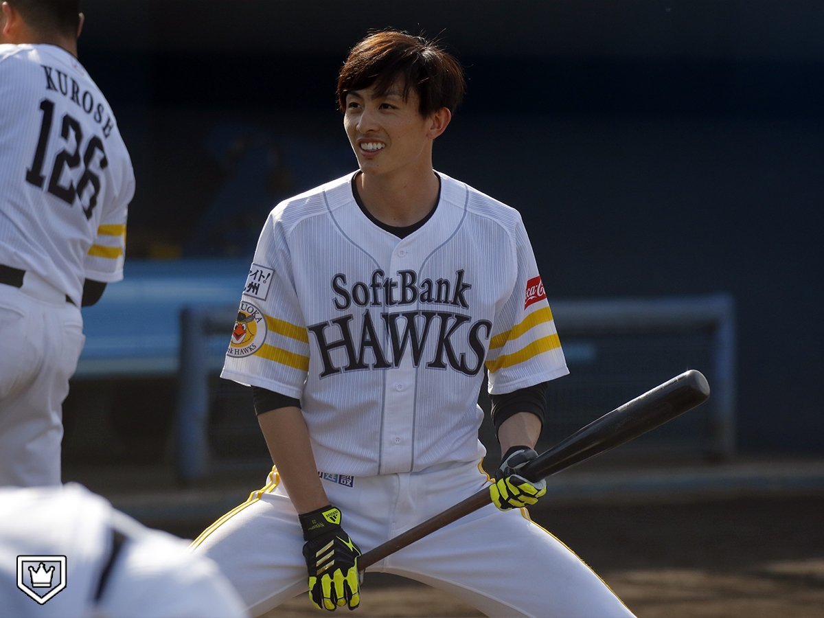 レギュラー不在で韋駄天が名乗り！ 鷹に新布陣「三塁・周東」の可能性