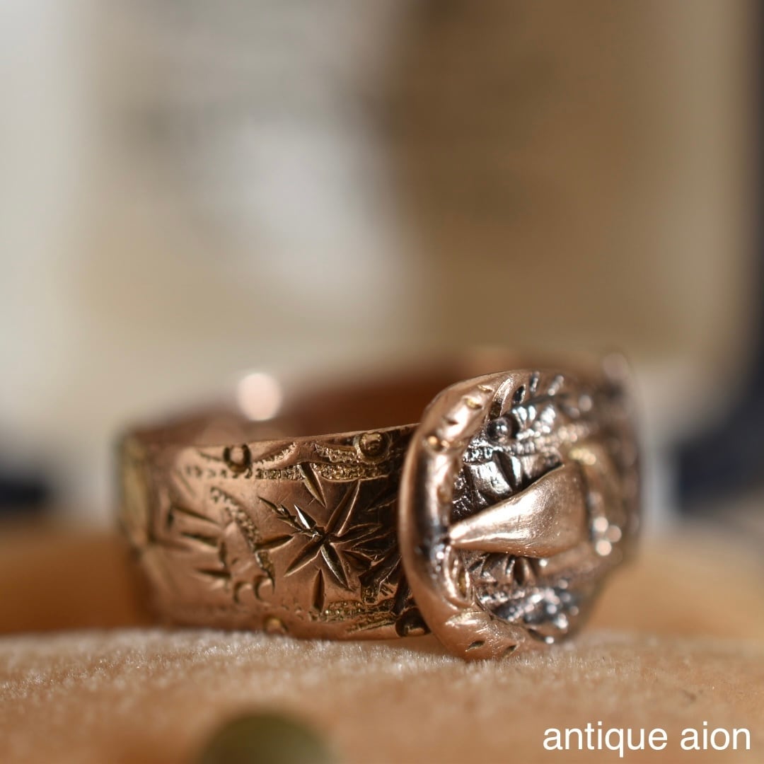 英国アンティーク 1914年 エドワード王朝時代 9ctゴールド 彫刻が