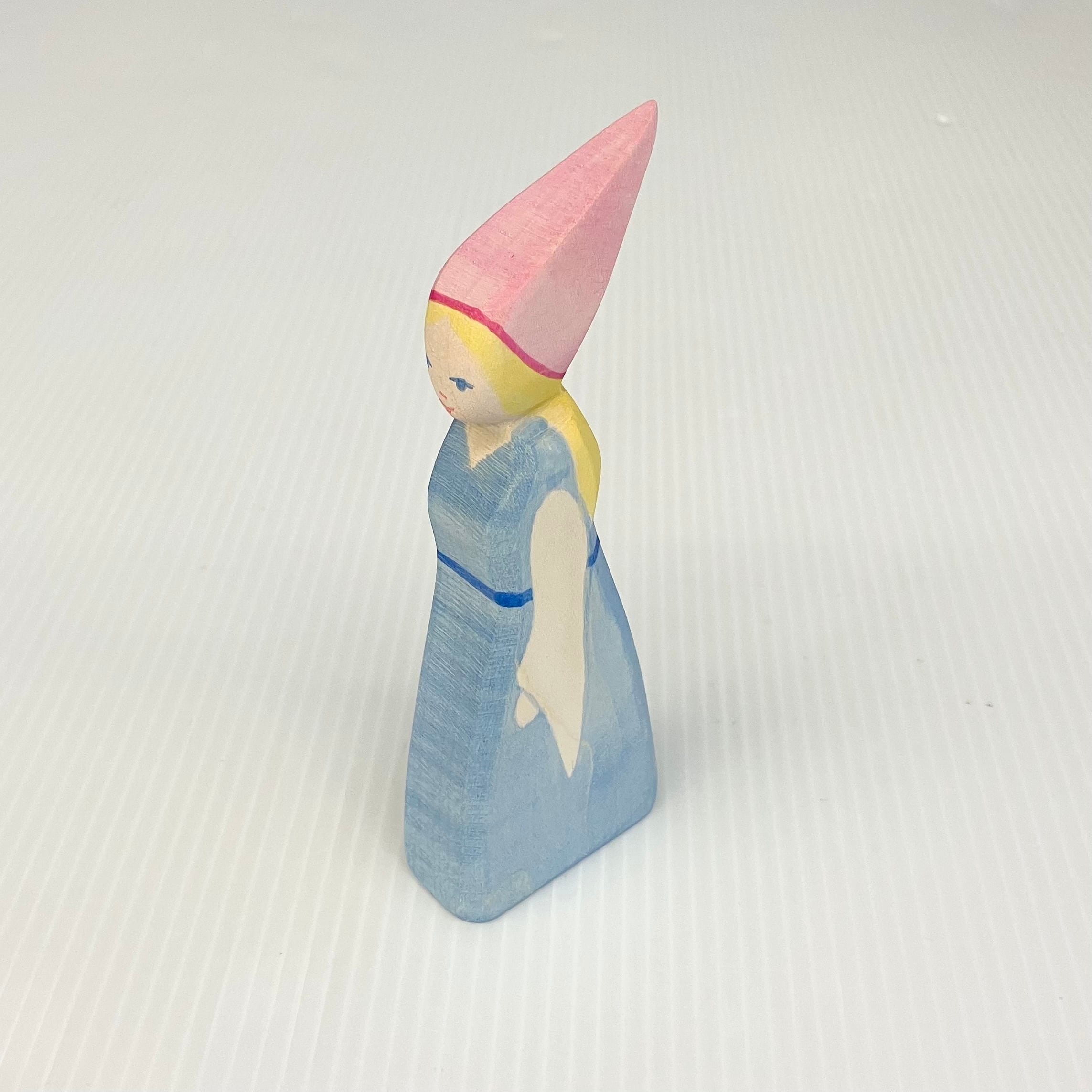 Ostheimerオストハイマー / 女中(青) | wg-anne