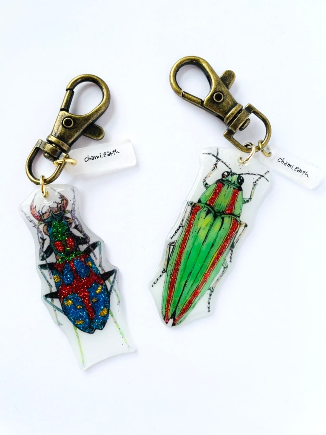 きらめく昆虫キーホルダー | 8chamiearth8