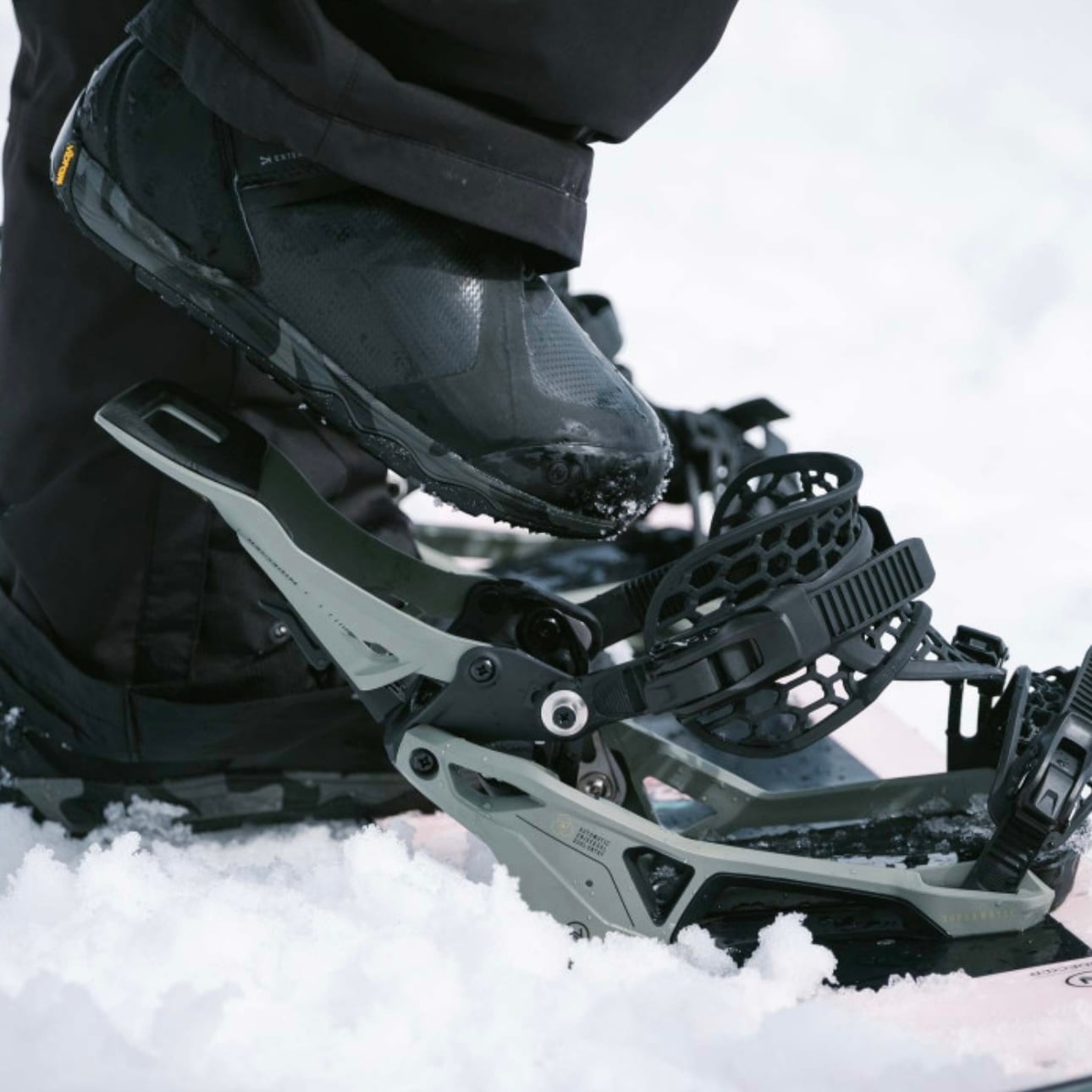 24-25モデル. NIDECKER .『 SUPERMATIC 』. White . ナイデッカー