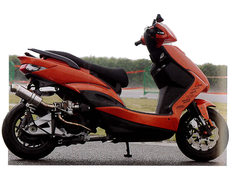 フュージョン専用 サワダサイクル 純正ショート風 ボディマウント