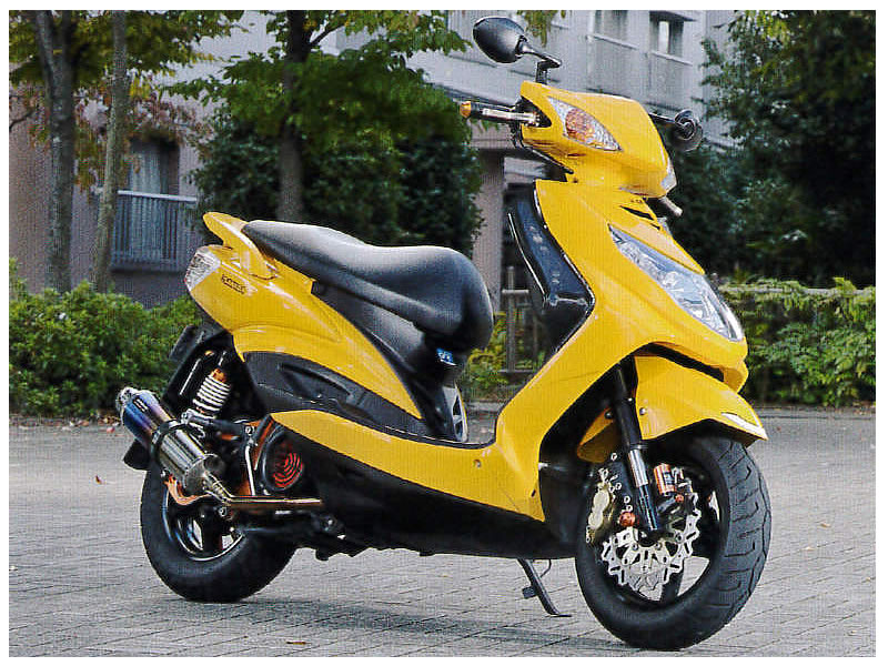 フュージョン専用 サワダサイクル 純正ショート風 ボディマウント