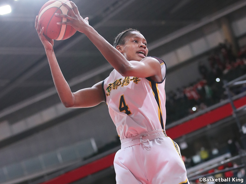 イゾジェ ウチェ（京都精華学園）「2年連続受賞、インサイドを支配した