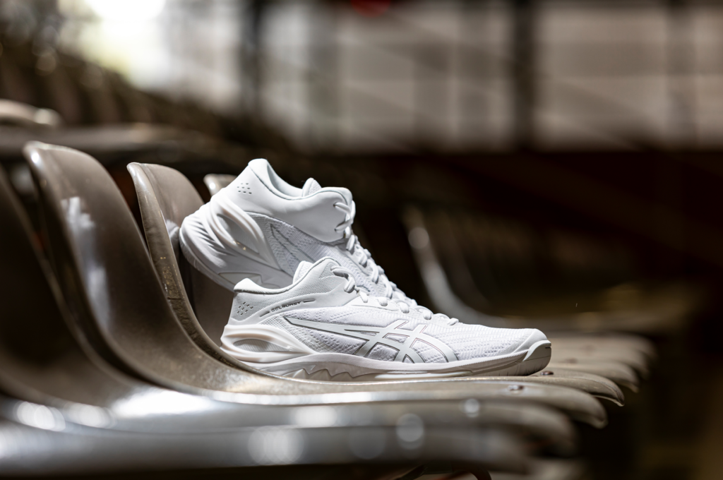 asics】GELBURST28 ゲルバースト28 バッシュレビュー | バッシュの