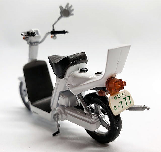 アオシマ 1／24 アメリカンロッドと改スクーター 壱号機その②