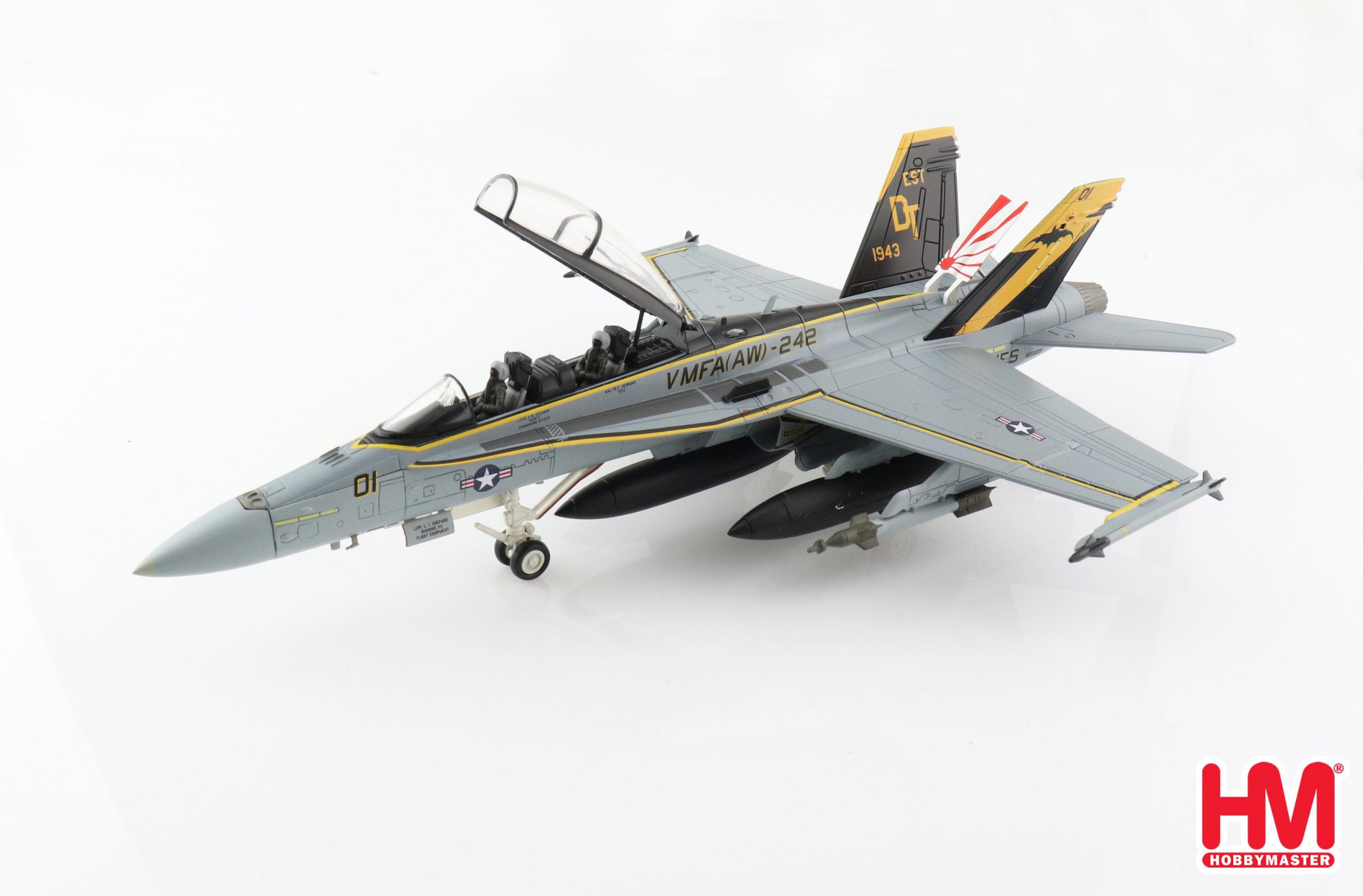 Hobby Master | McDonnell Douglas F/A-18D Hornet VMFA(AW)-242 “Bats