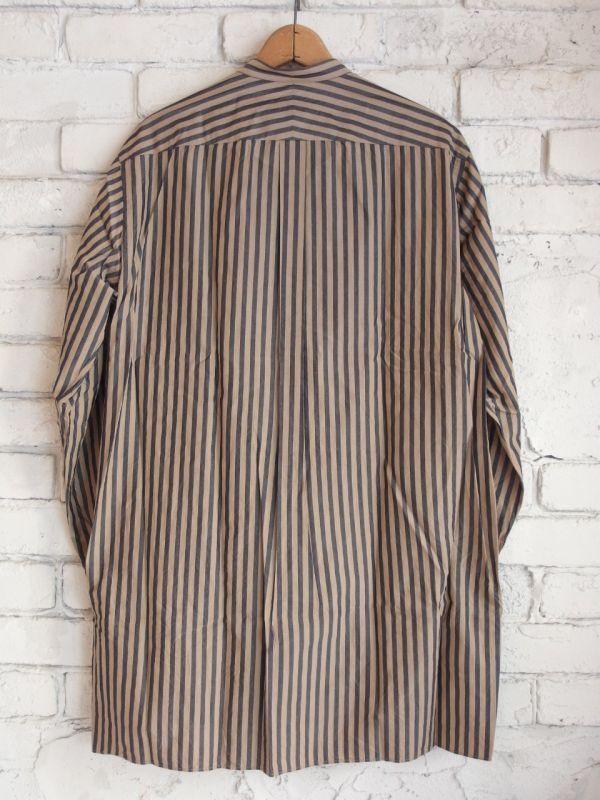 COMOLI バンドカラーシャツ