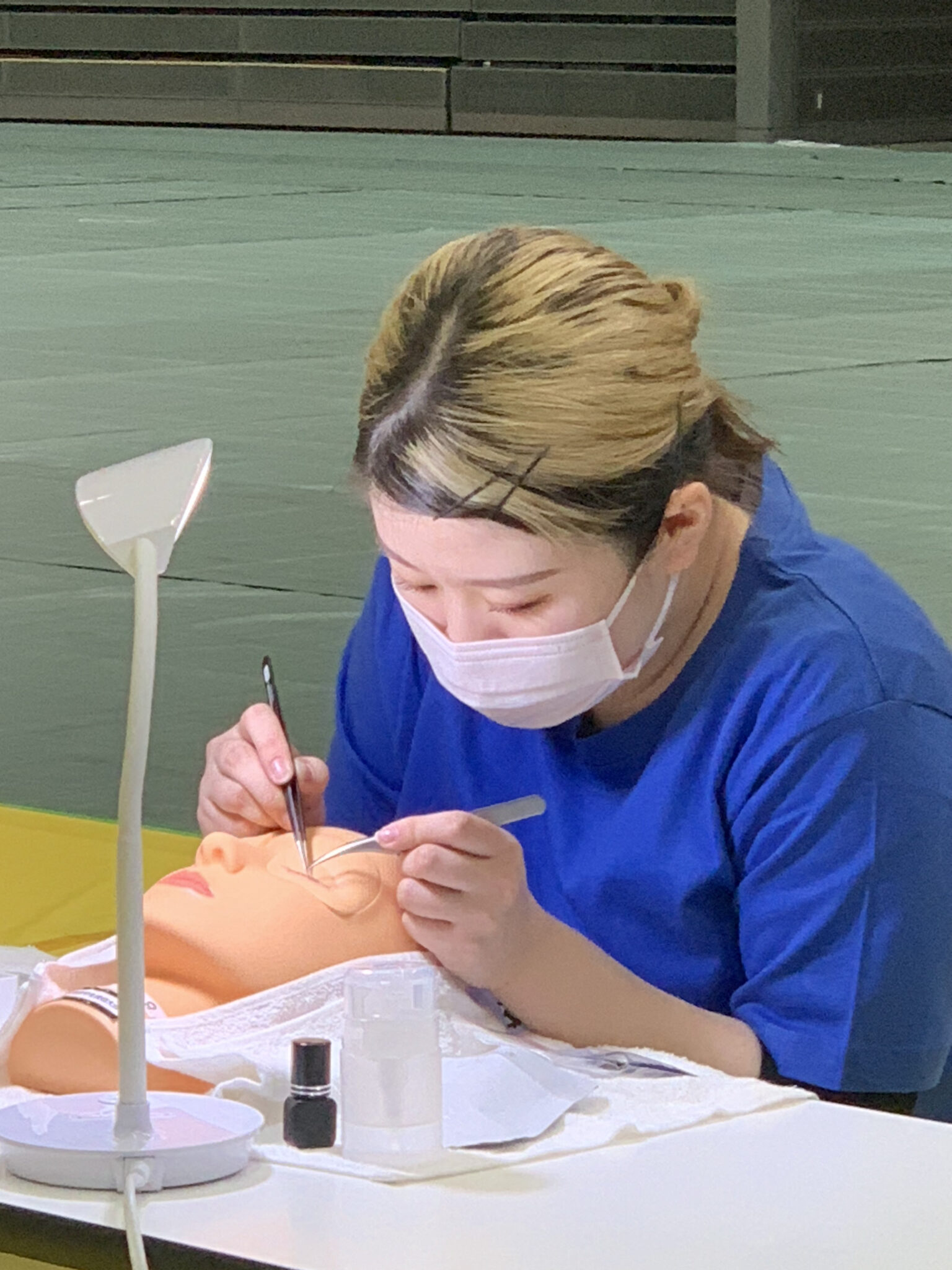 快挙】全国美容学生技術大会 まつエク部門準優勝！ - 岐阜市の美容専門