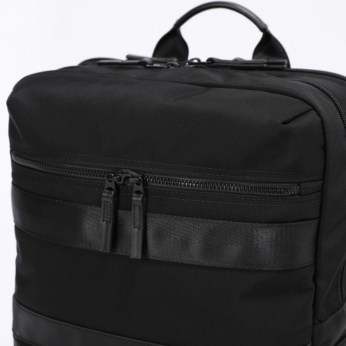 ビジネスリュック No.60681：デイパックL【コーデュラナイロン使用