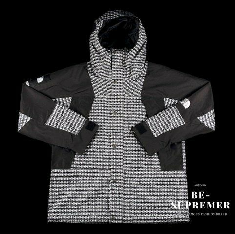 Supreme シュプリーム 21SS The North Face Studded Mountain Light