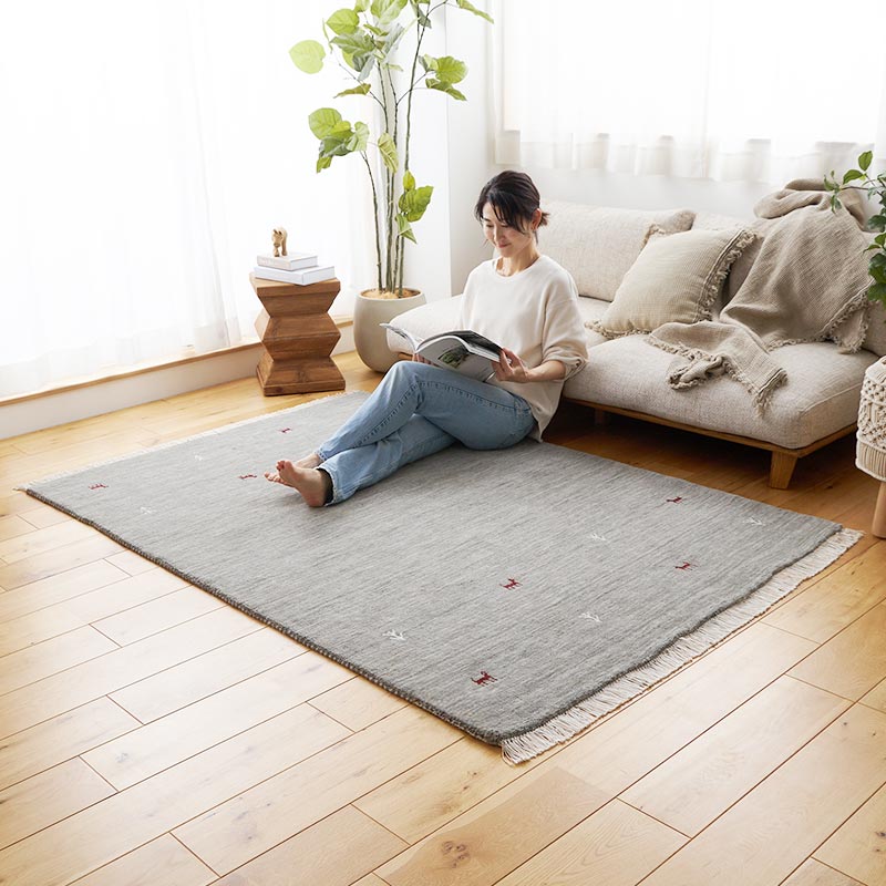 超激安！天然ウール100%のナチュラルカラーがかわいいインド製手織り