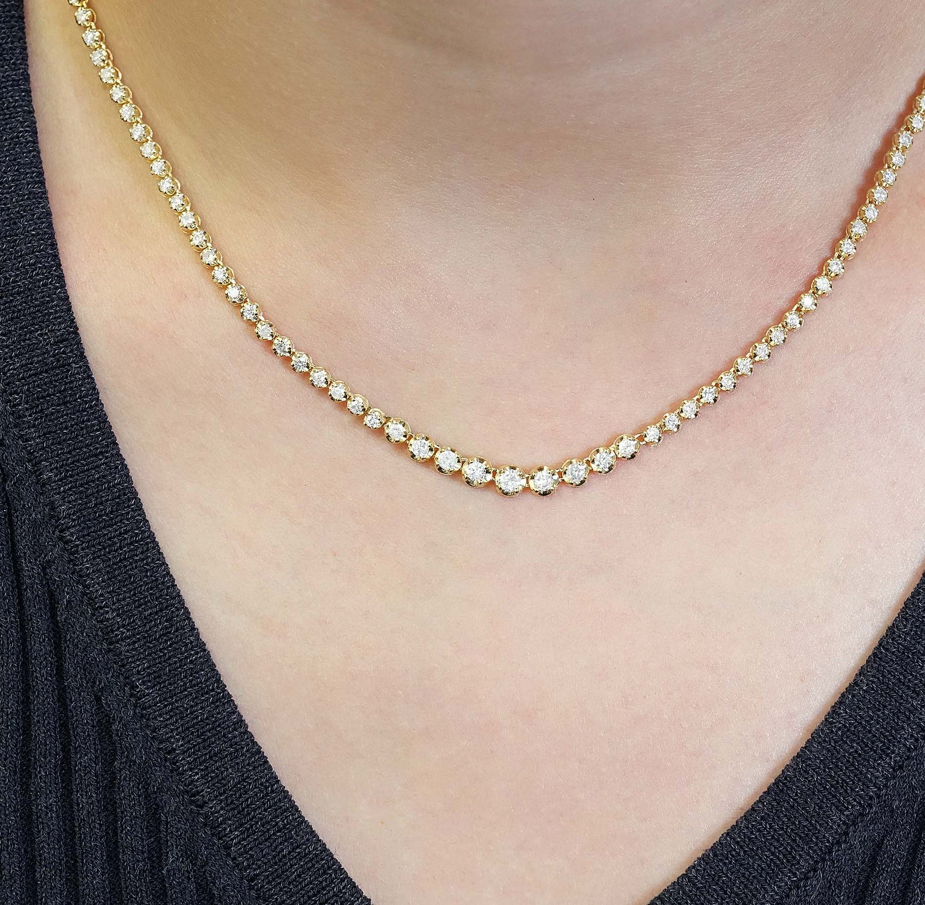 ダイヤモンド テニスネックレス – K18YG、3.0カラット