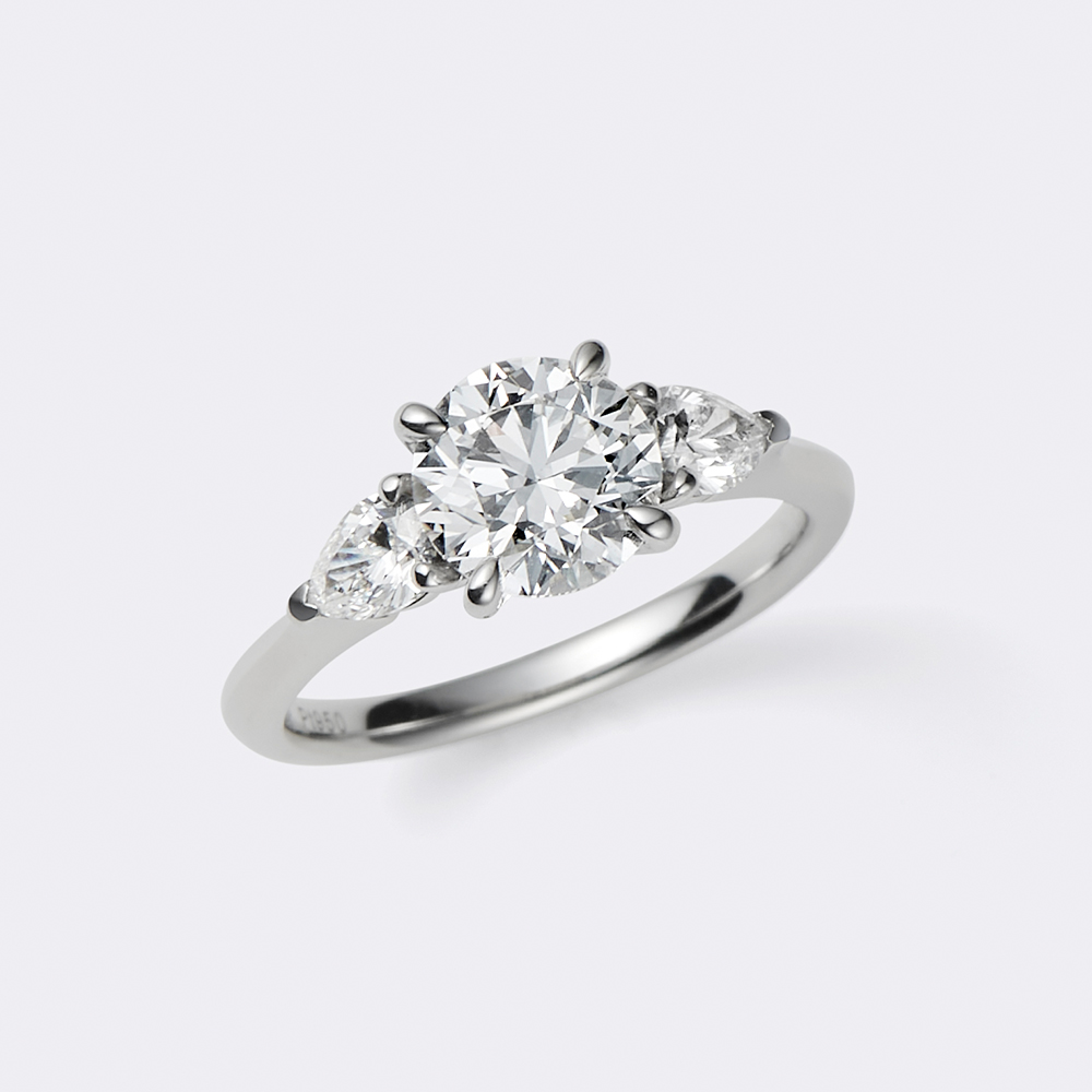 TOMOE】HANASHIPPO -花七宝- の婚約指輪 | ビジュピコ