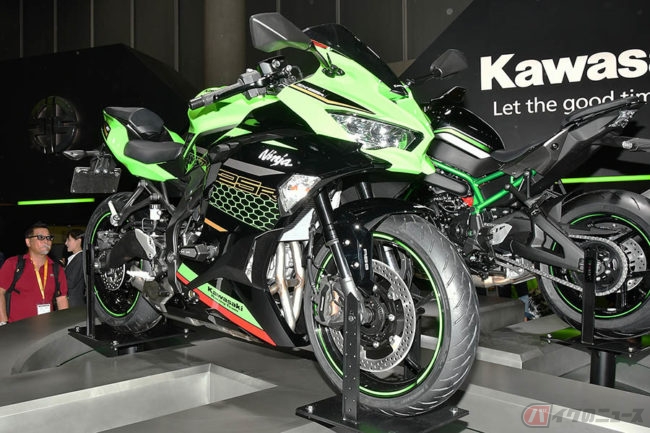 世界初出展は「Ninja ZX-25R」含む3モデル ファンへの感謝を表す