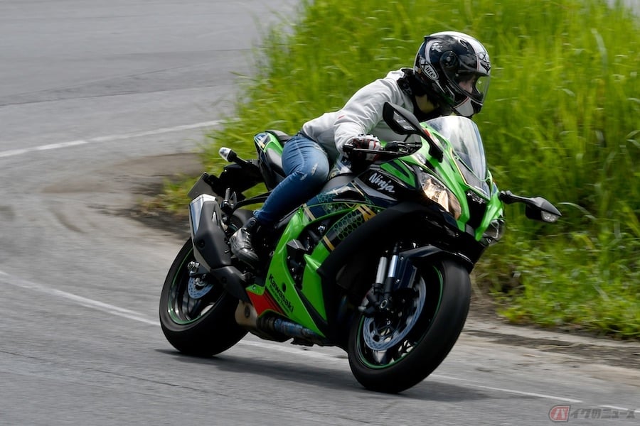 夜道雪のチャレンジバイク道！カワサキのスーパースポーツ「Ninja ZX