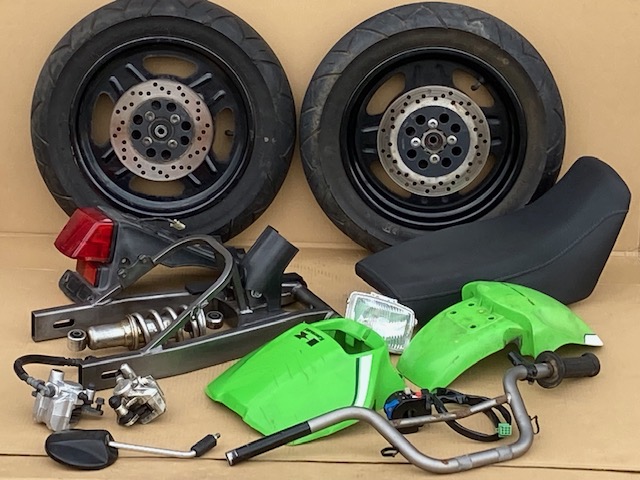 KSR110の純正パーツが入荷しました。 | バイクパーツのジャンクボックス