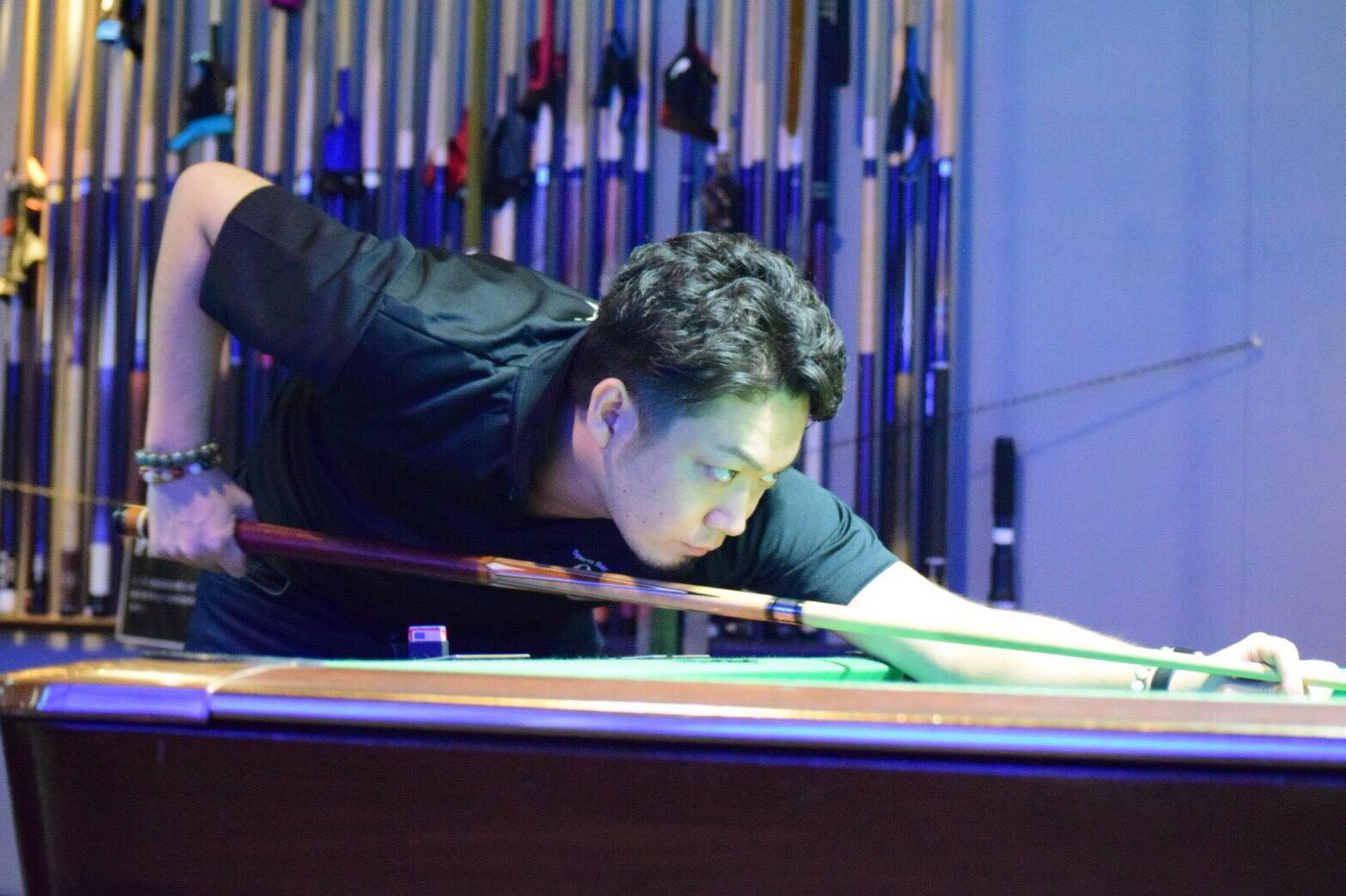 スポーツバー ロサンゼルスクラブ(京都府) ビリヤード場ガイド