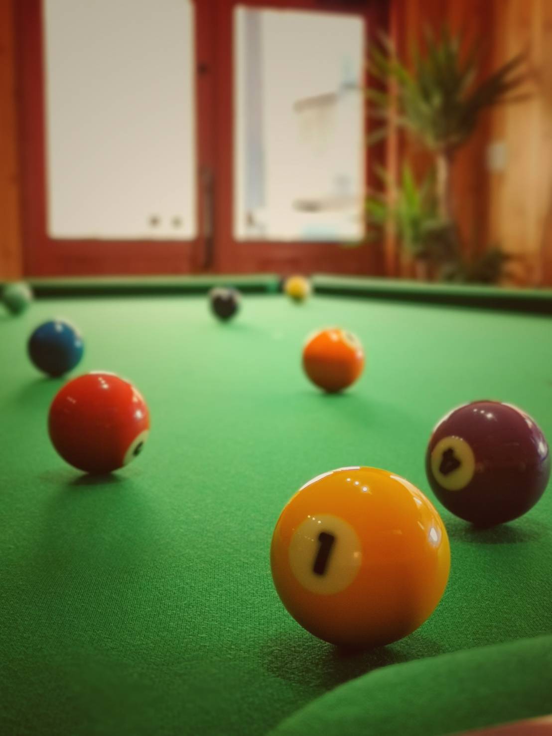 Billiard Hillary（ヒラリー）(大阪府) ビリヤード場ガイド