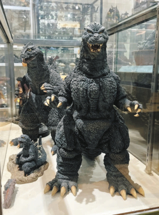 ゴジラにモスラ、犬山でオール怪獣大進撃 市原さんがフィギュア館