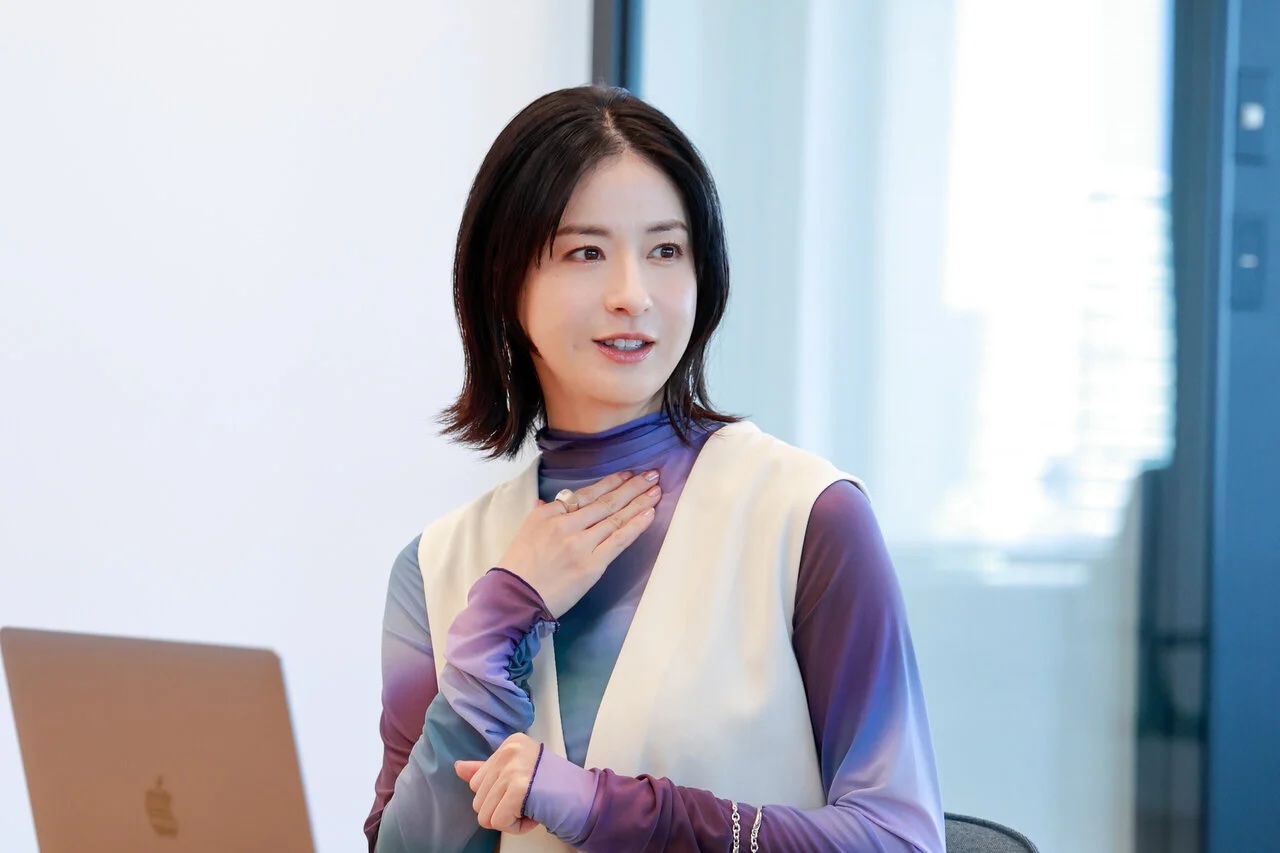 オペレーター必見！ BIZTEL の CM に出演中の俳優・松本若菜さんに聞い