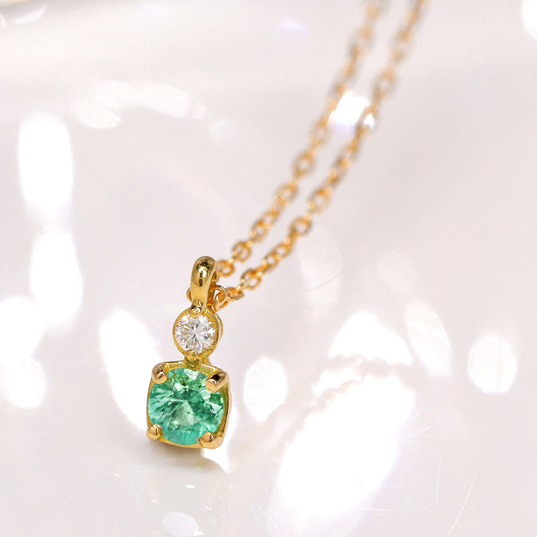ビズー公式】5月誕生石(エメラルド)×ダイヤモンド K18(18金)/K10(10金